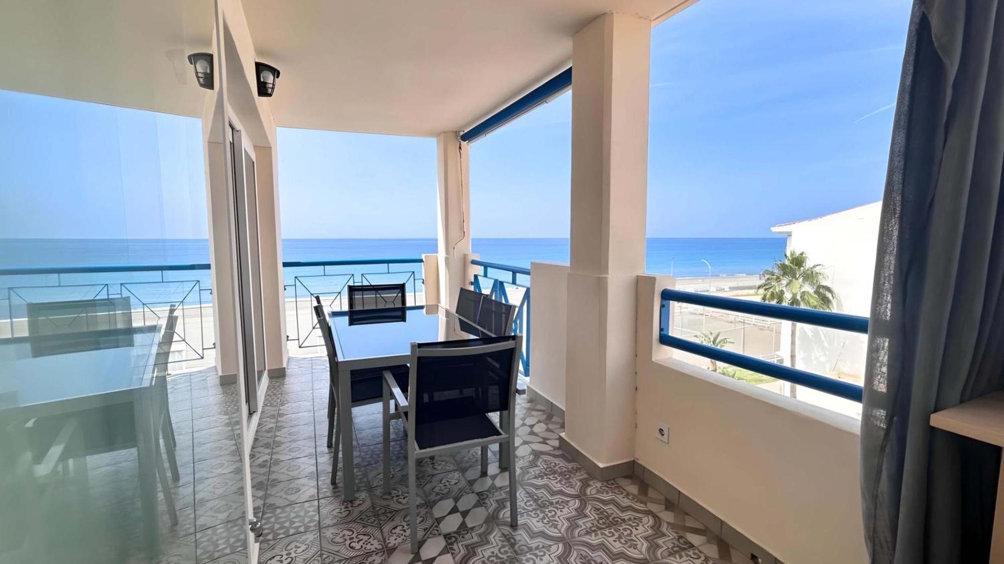 Апартаменти Atico De Albaida Duplex Frente Al Mar Морче Екстер'єр фото